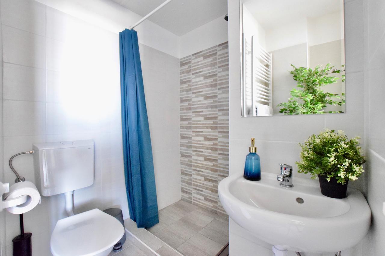 Standard Apartment By Hi5 - Bazilika Suite بودابست المظهر الخارجي الصورة